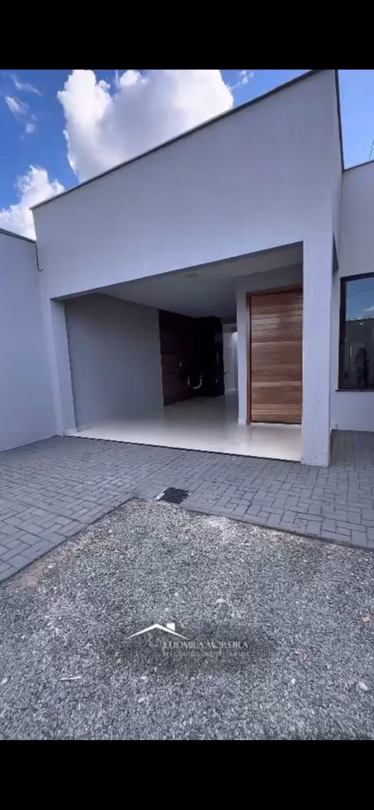 WhatsApp Image 2025-11-17 at 16.30.45